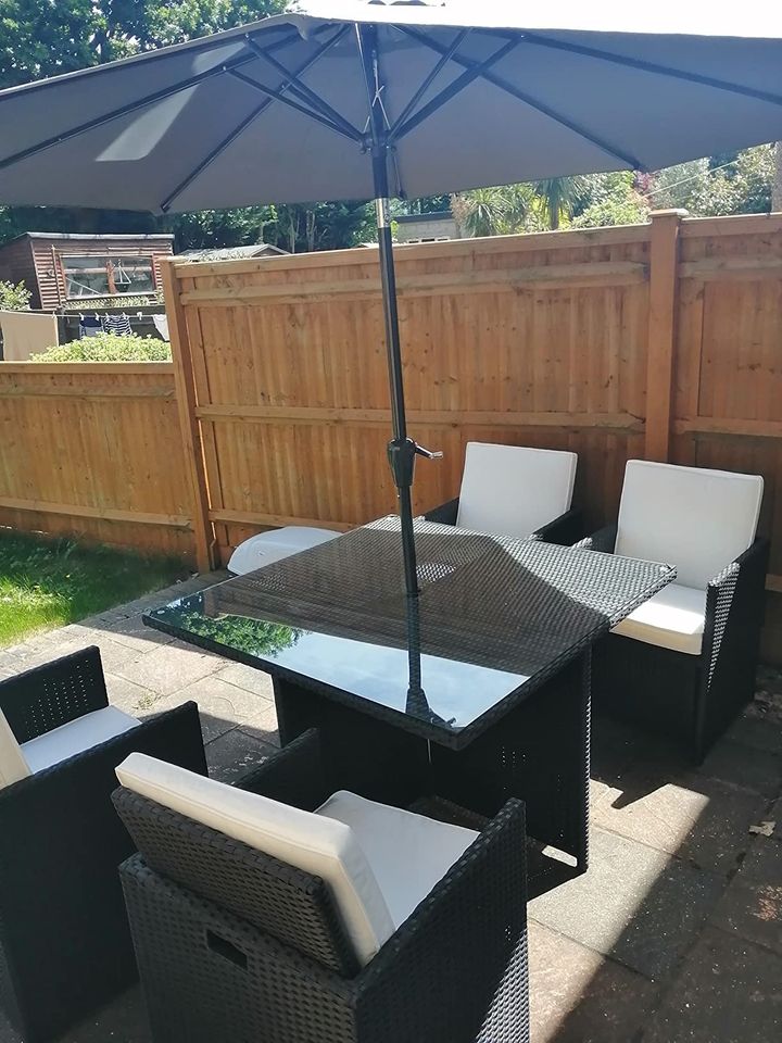 · Harts Premium Rattan Dining Set, Cube 8 Seats Garden Patio Conservatory.