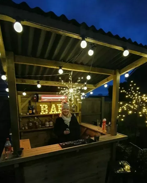 Garden Bar - Outdoor Treated Wood - Corrugated Waterproof Roof - Tiki Bar DIY Kit